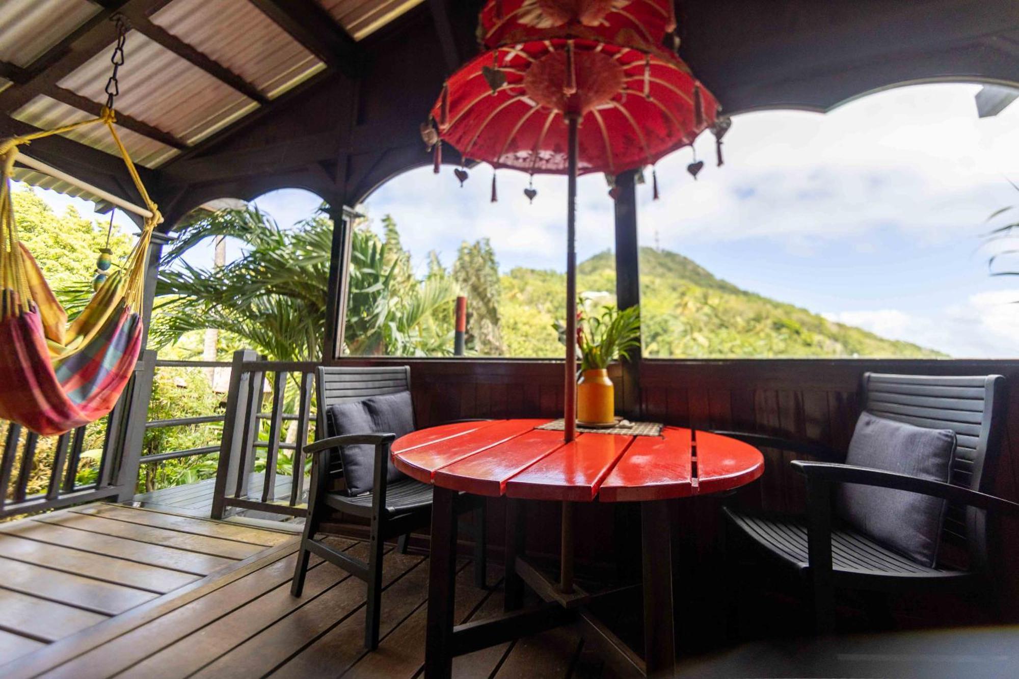 Piton Bungalows Ecolodges Deshaies Esterno foto
